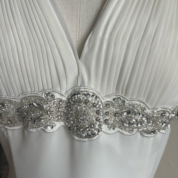 Sean Couture White Beaded Dress Size 10 - Picture 3 of 8